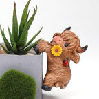 CXYCzsbjCute Rock Climbing Highland Bull Statue Flowerpot Hugging Device by Unknown
