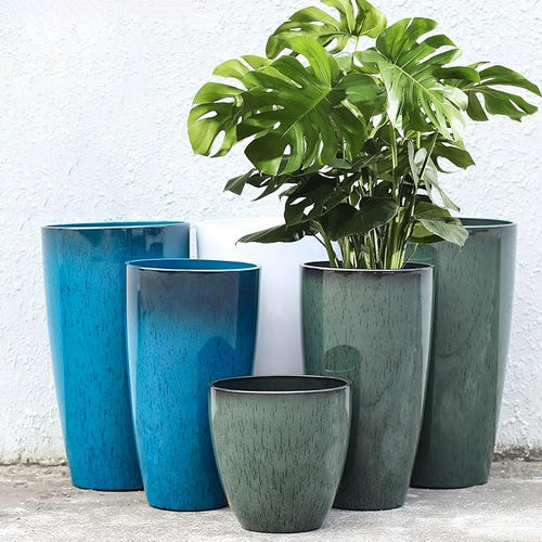24, 11 Inch Large Plastic Planters - Image 2