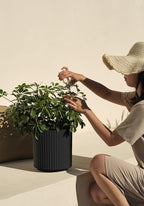 Veradek Demi Series Round Planter - Image 5