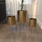 Deco 79 Metal Indoor Outdoor Planter Large Planter Pot - Image 8